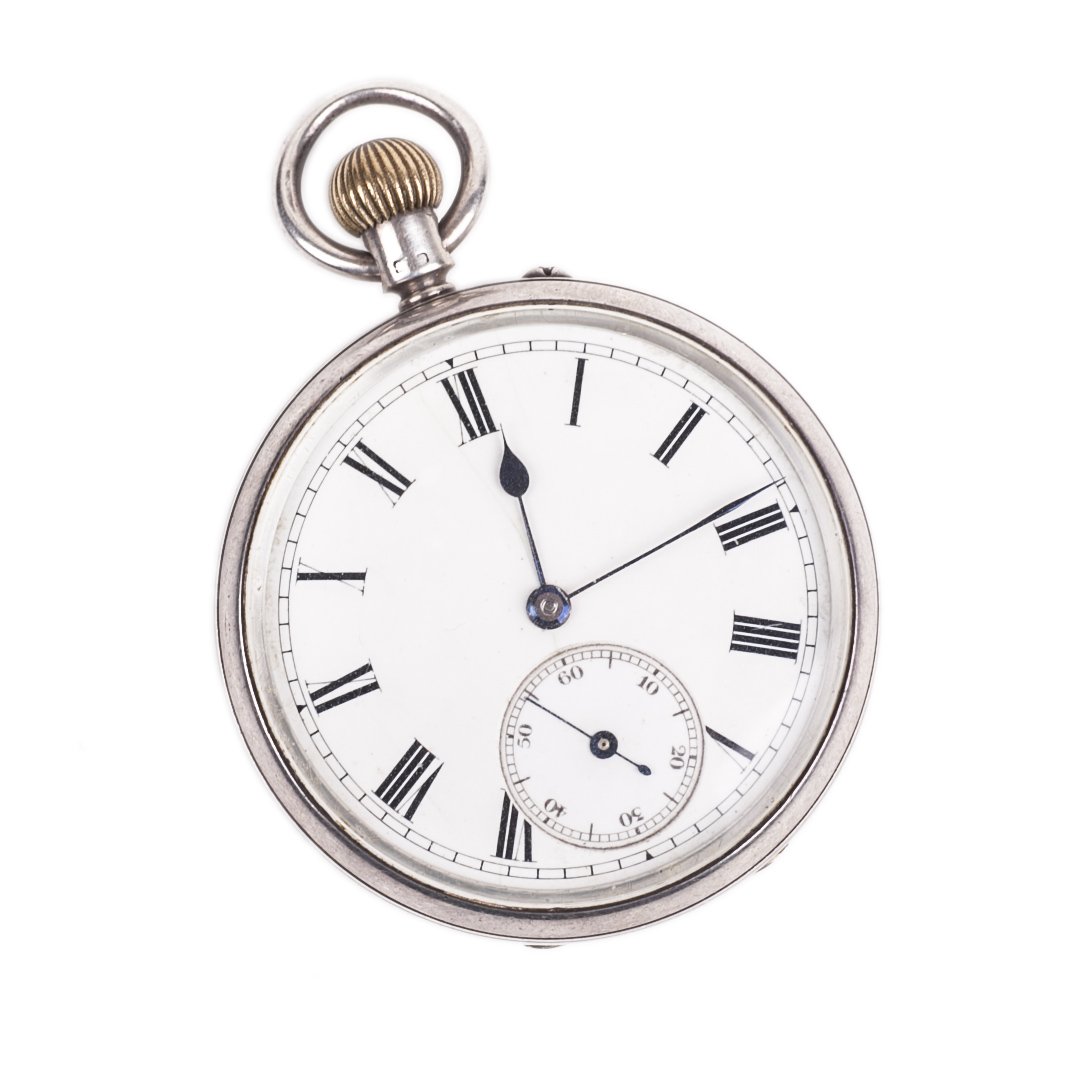 Silver pocket watch — image 1