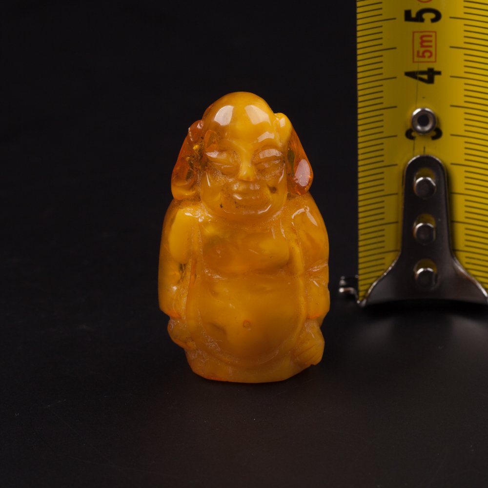 Amber figure. — image 2