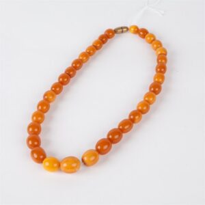 Antique amber necklace. — image 1