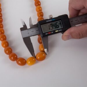 Antique amber necklace. — image 3
