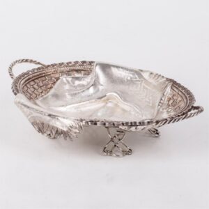 Russian silver-gilt and trompe l'oeil vase — image 2