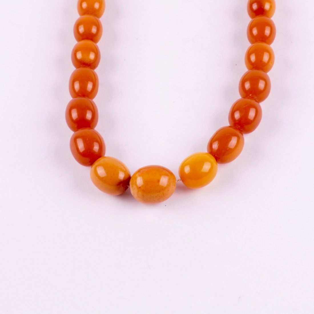 Antique amber necklace. — image 2