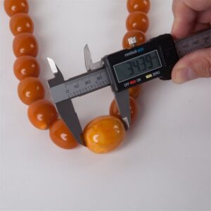 Antique amber necklace. — image 3
