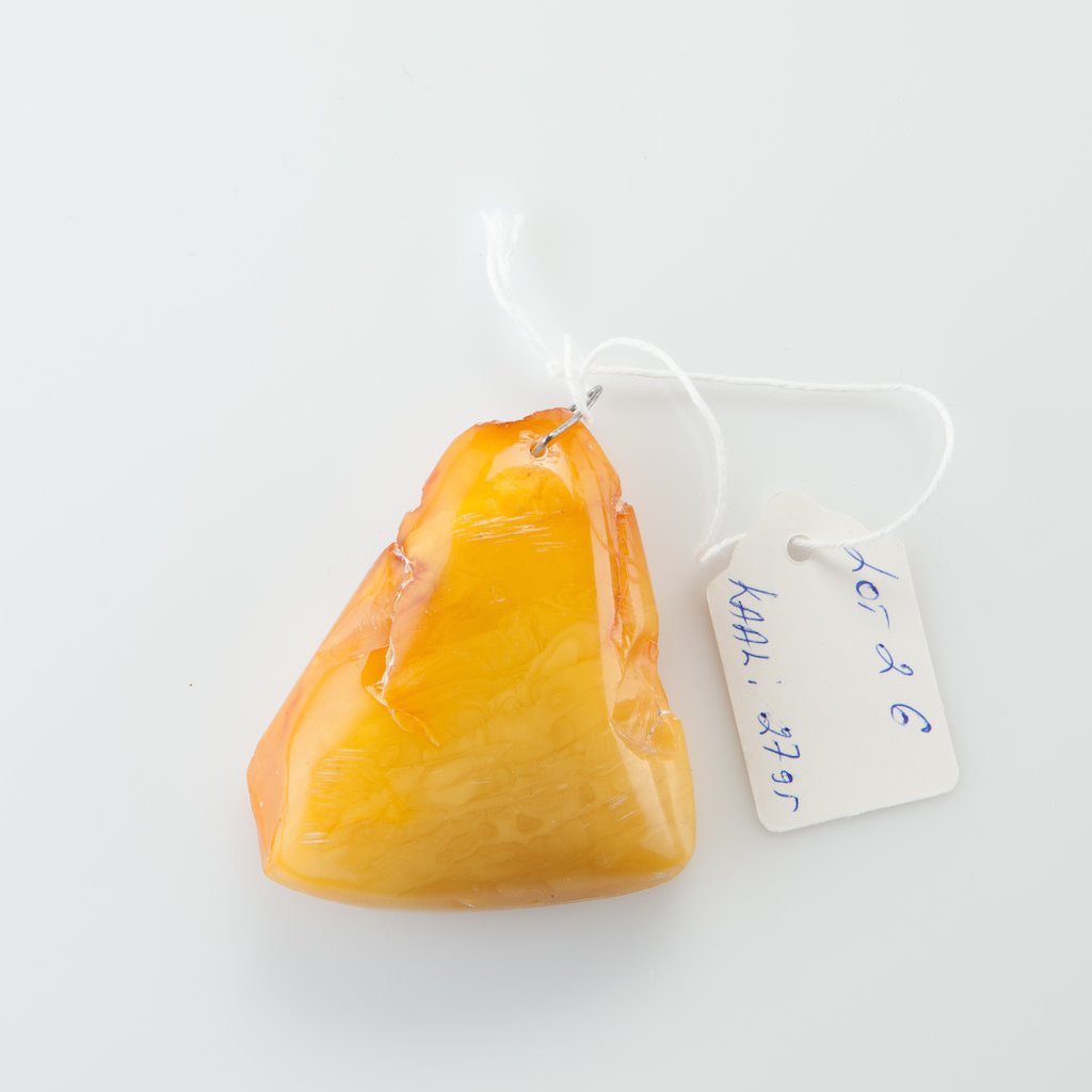 Natural Baltic Amber stone pendant. — image 1