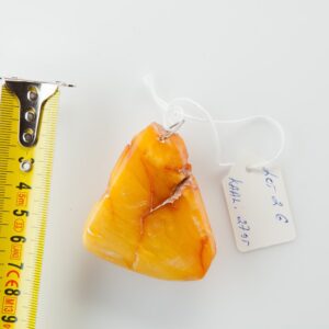 Natural Baltic Amber stone pendant. — image 2