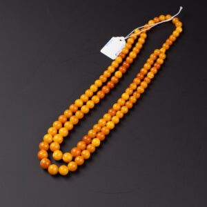 Antique amber necklace. — image 1