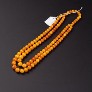 Antique amber necklace. — image 2