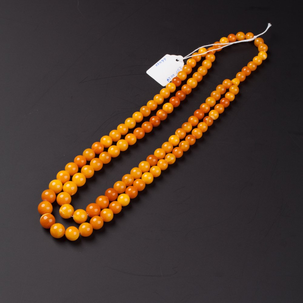 Antique amber necklace. — image 2