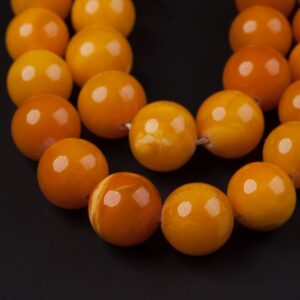 Antique amber necklace. — image 4