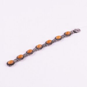 Hand bracelet with amber. — image 1
