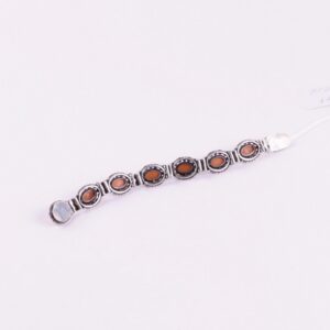 Hand bracelet with amber. — image 3