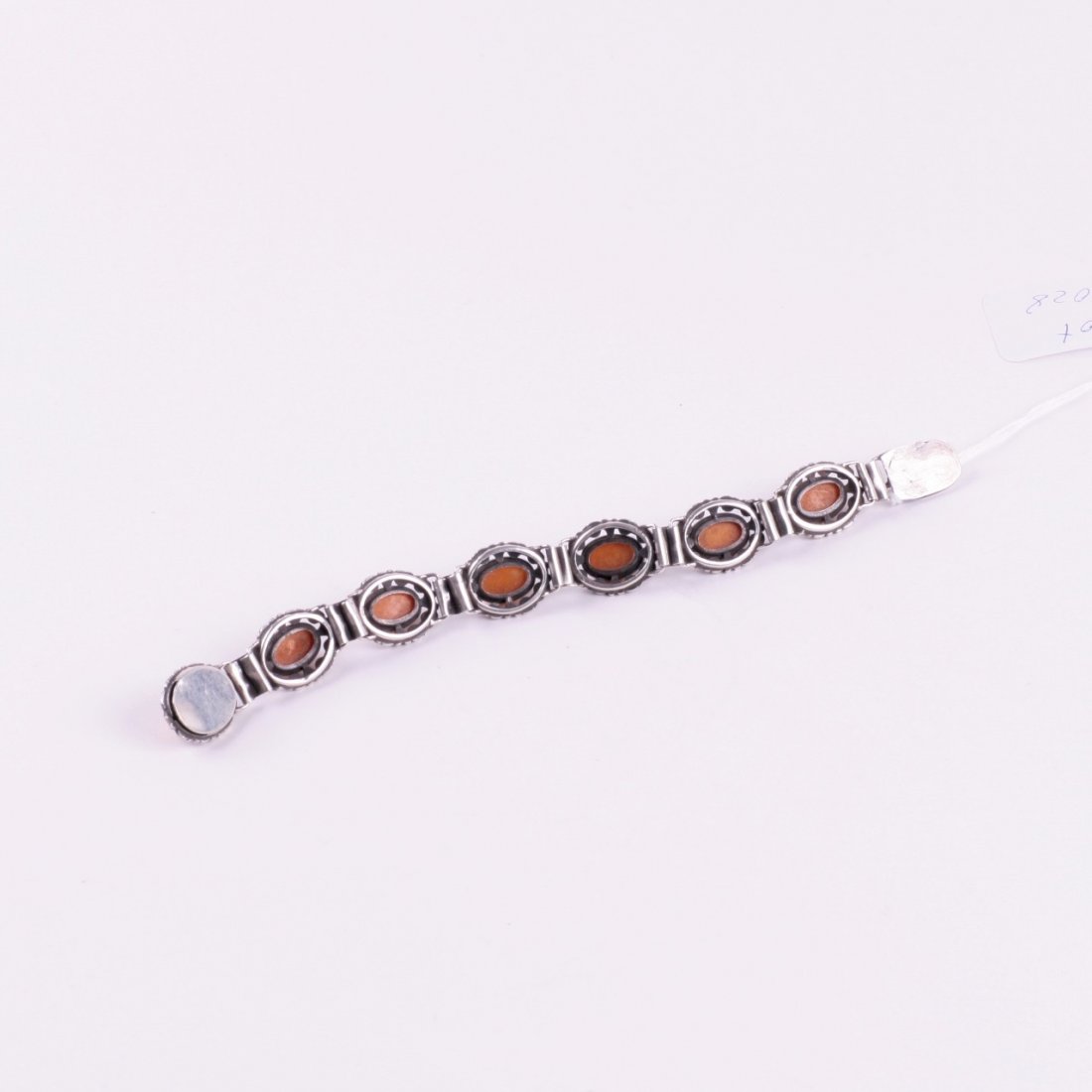 Hand bracelet with amber. — image 3