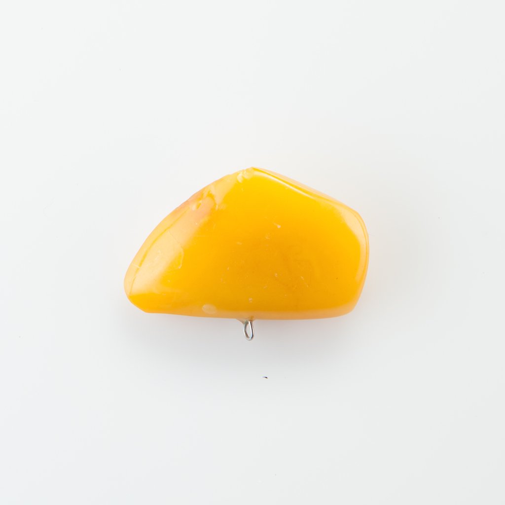 Natural Baltic Amber brooch. — image 1