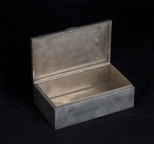 Russian Neoclassical silver humidor, Marshak — image 2