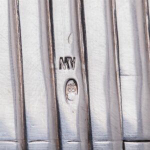Neoclassical silver humidor by A. Wakeva — image 9