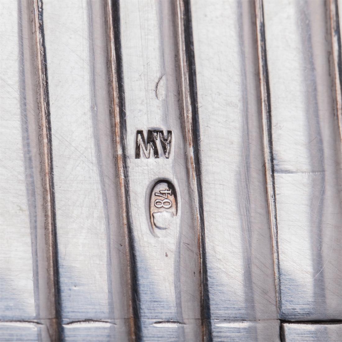 Neoclassical silver humidor by A. Wakeva — image 9