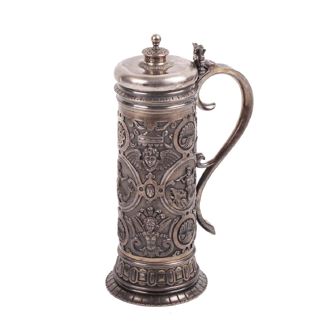 Russian cast silver-gilt tankard — image 1