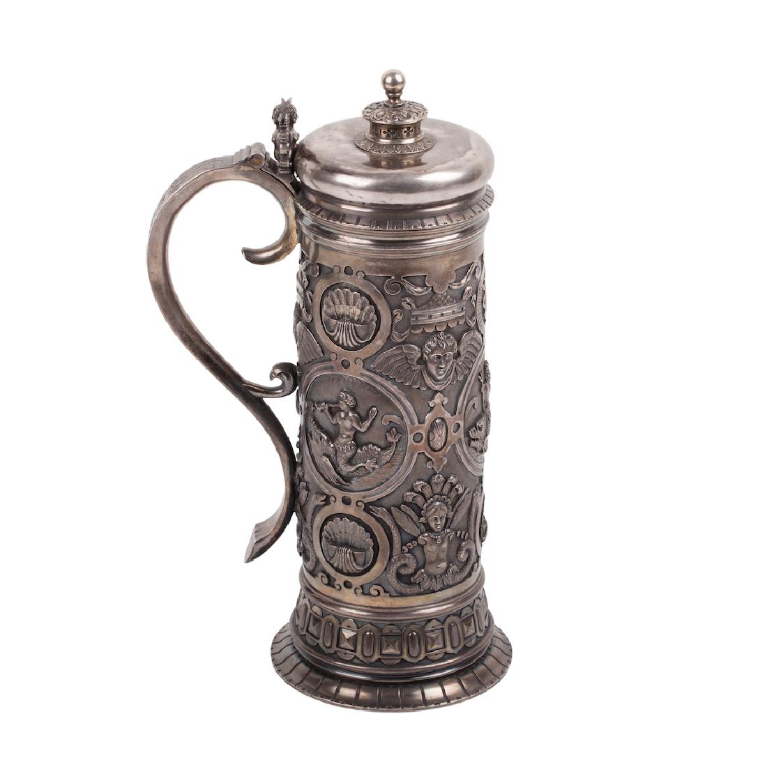 Russian cast silver-gilt tankard — image 4