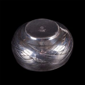 Russian silver-gilt and engraved salt cellar — image 3