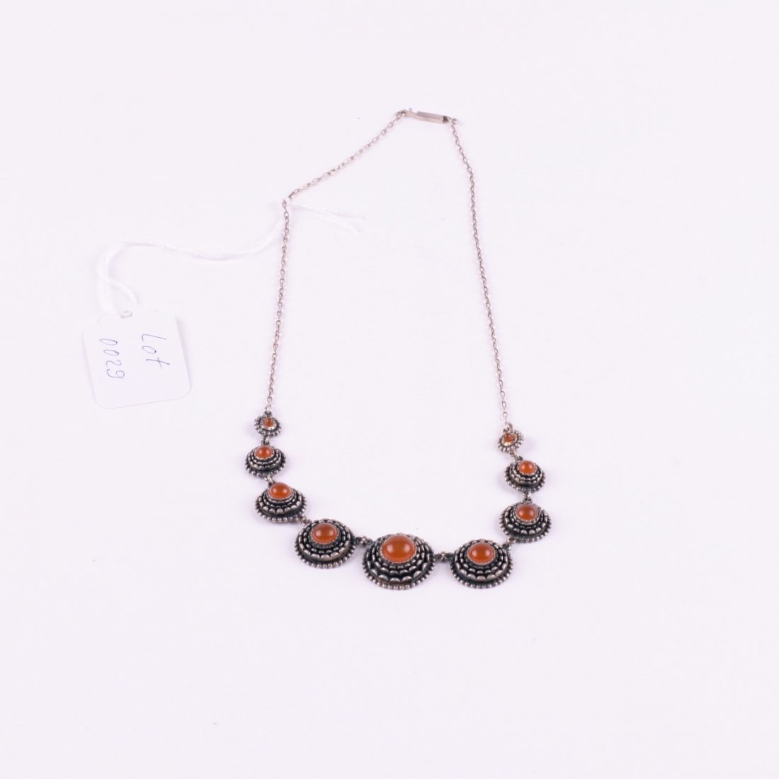 Silver neclace with amber. — image 1