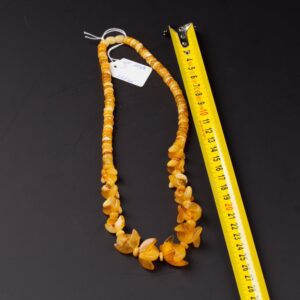 Antique amber necklace. — image 2