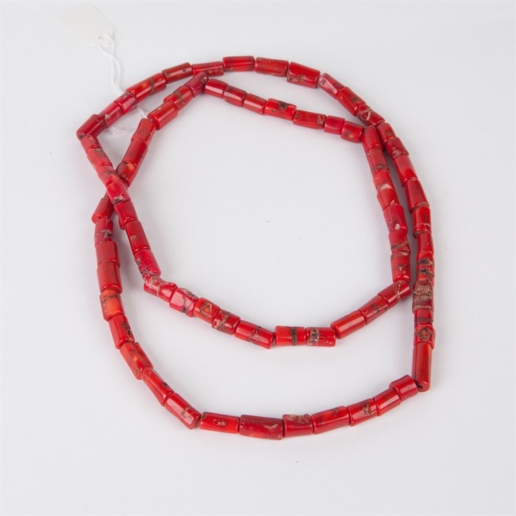 Rose coral necklace. — image 1