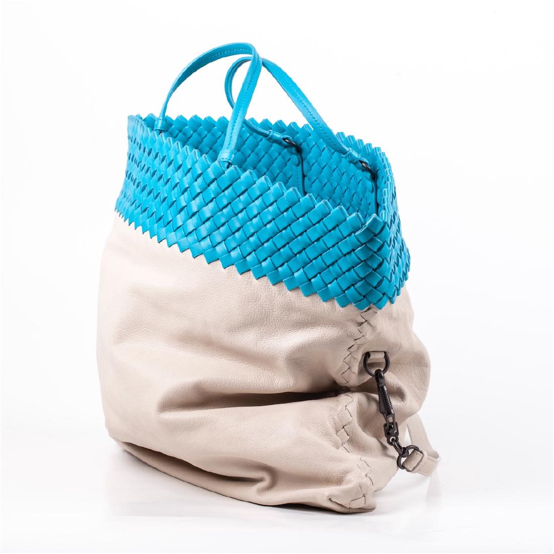 Bottega Veneta leather bag — image 2