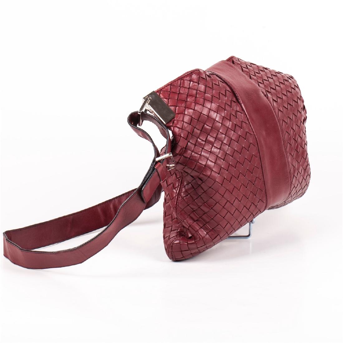 Bottega Veneta burgundy leather bag — image 2