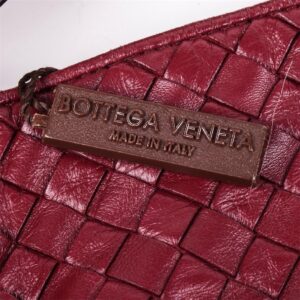 Bottega Veneta burgundy leather bag — image 6