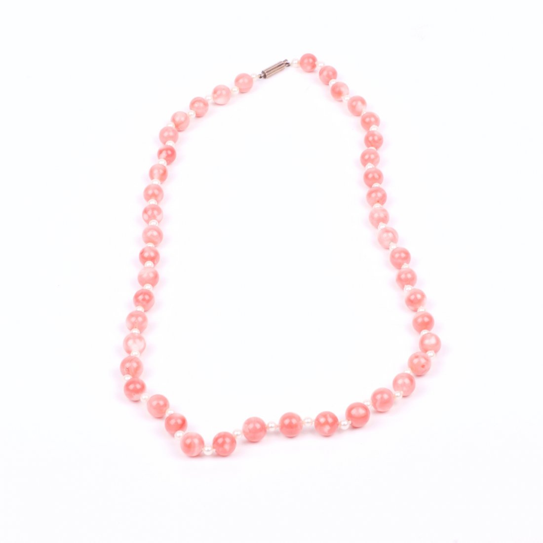 Rose coral necklace. — image 1