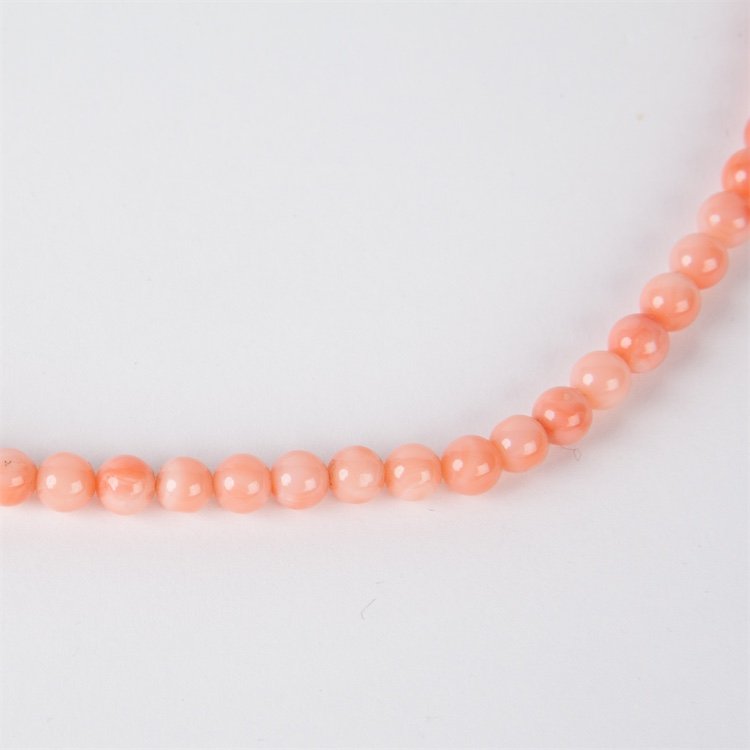 Rose coral necklace. — image 2
