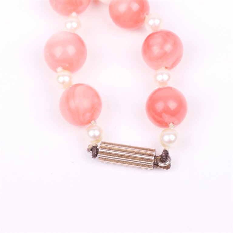Rose coral necklace. — image 3