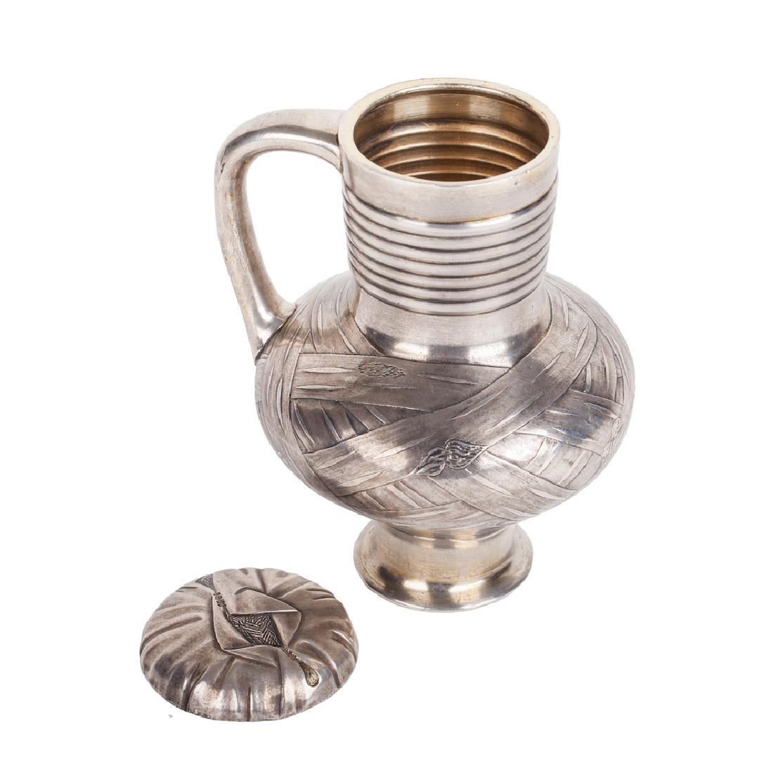 Russian silver-gilt and trompe l'oeil pot — image 2