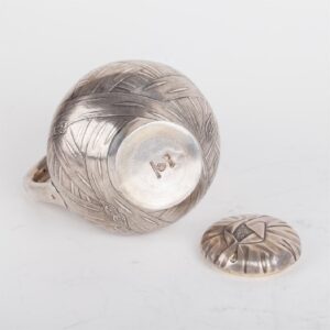 Russian silver-gilt and trompe l'oeil pot — image 4