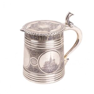 Russian silver-gilt tankard with Moscow Kremlin view — image 1