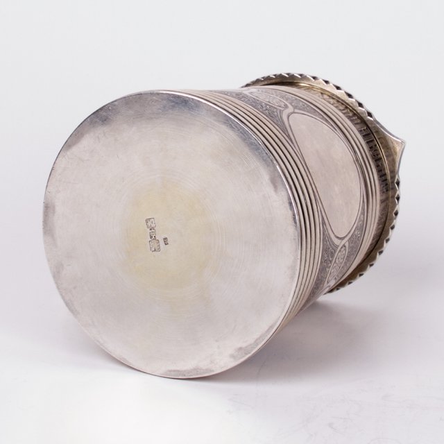 Russian silver-gilt tankard with Moscow Kremlin view — image 6