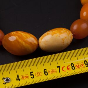 Antique amber necklace. — image 3