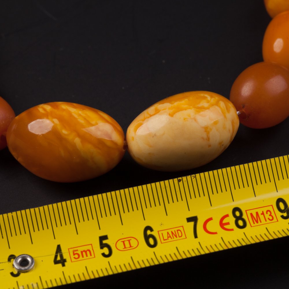 Antique amber necklace. — image 3