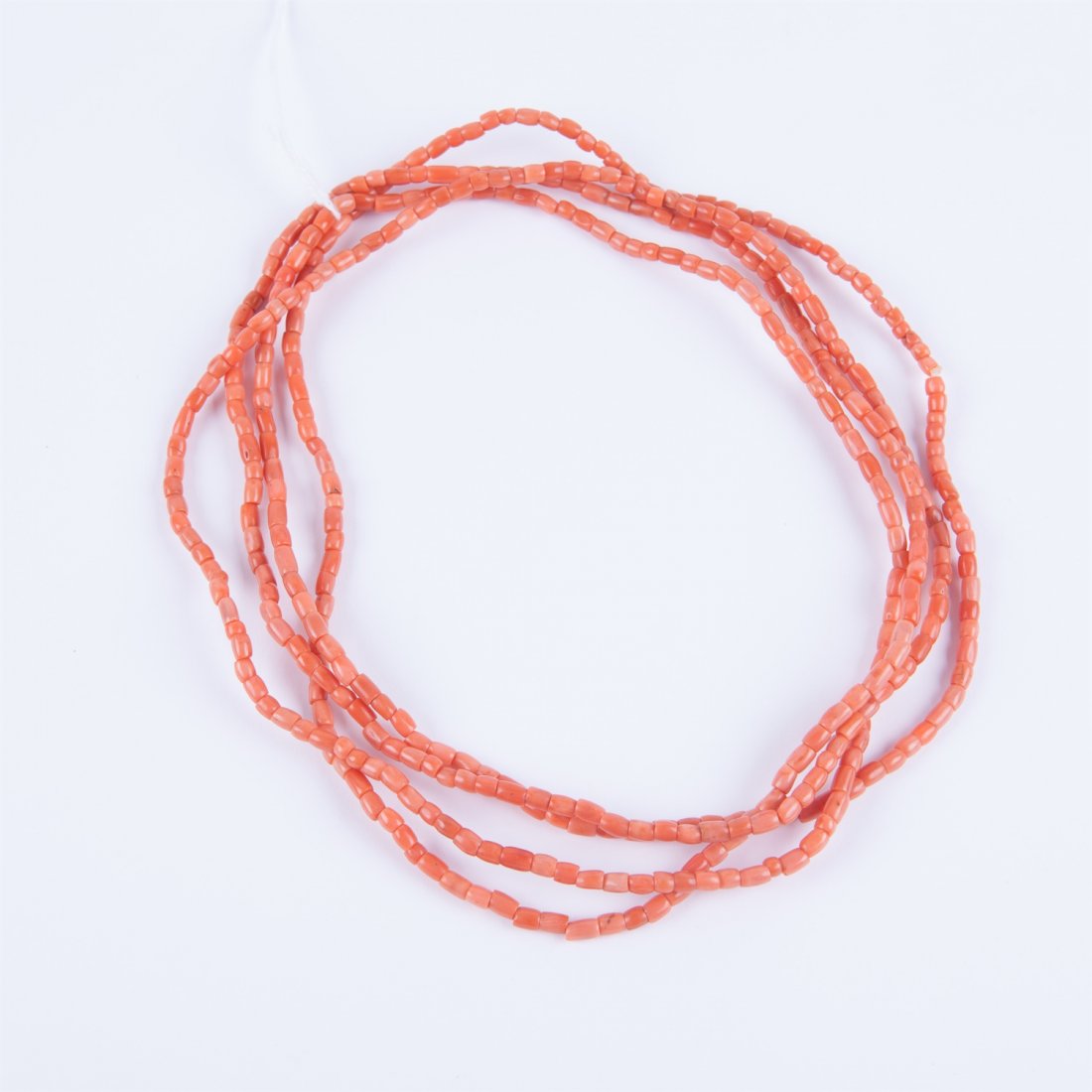 Rose coral necklace. — image 1