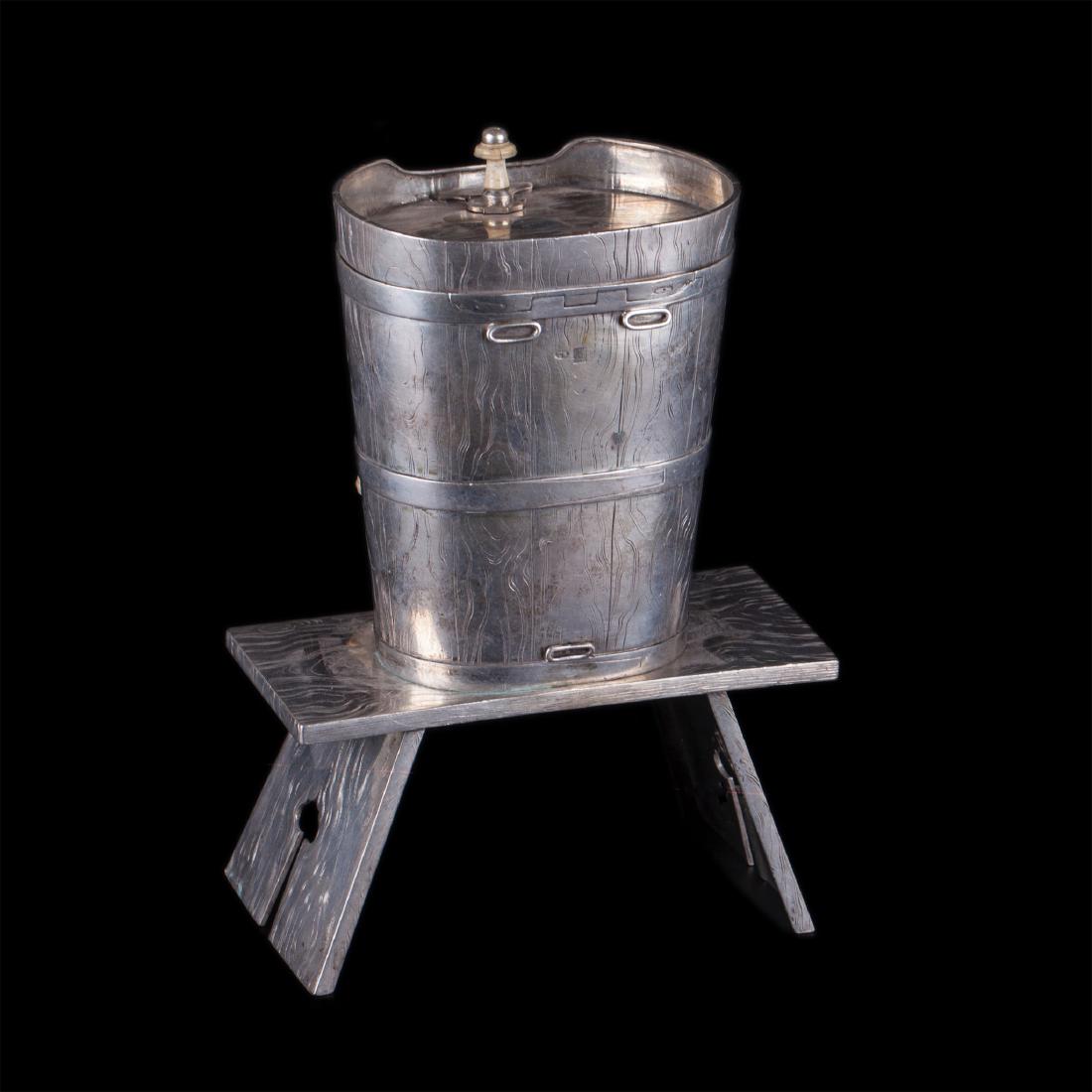 Unusual silver-gilt and engraved vine jar — image 2