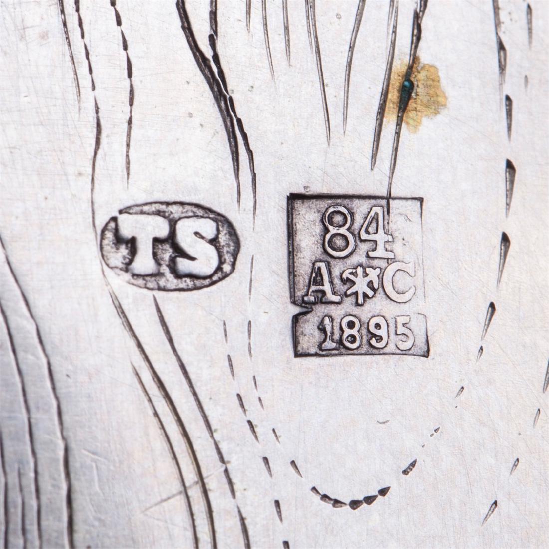 Unusual silver-gilt and engraved vine jar — image 7