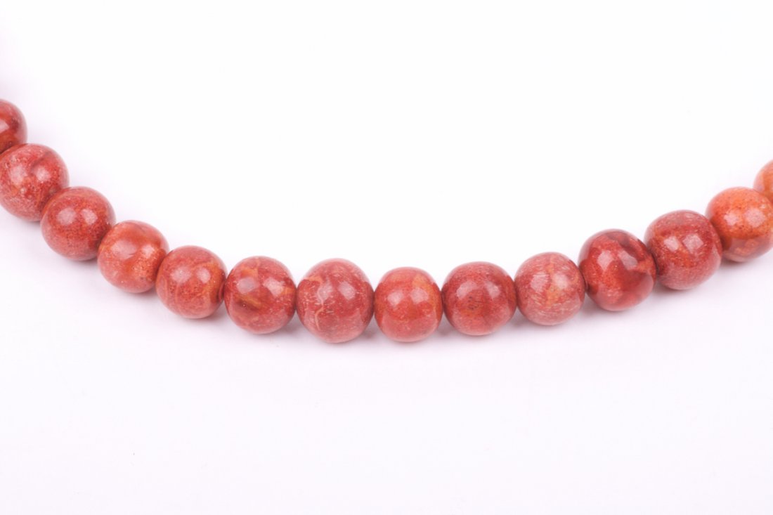 Rose coral necklace. — image 2