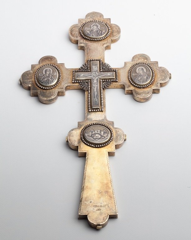 Russian cross with niello medallions — image 1