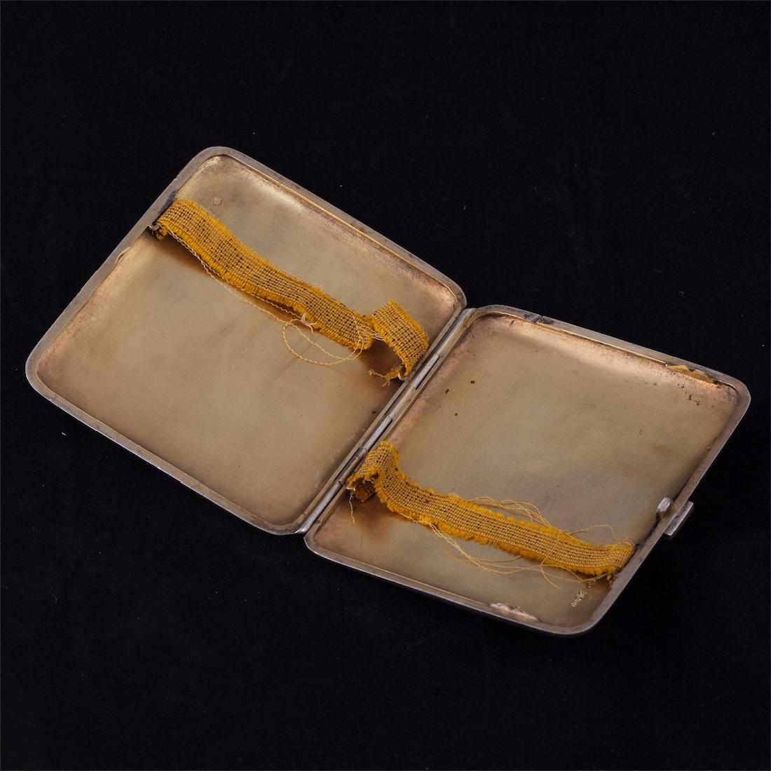 Russian silver cigarette case E. Cheryatov, Lorie — image 3