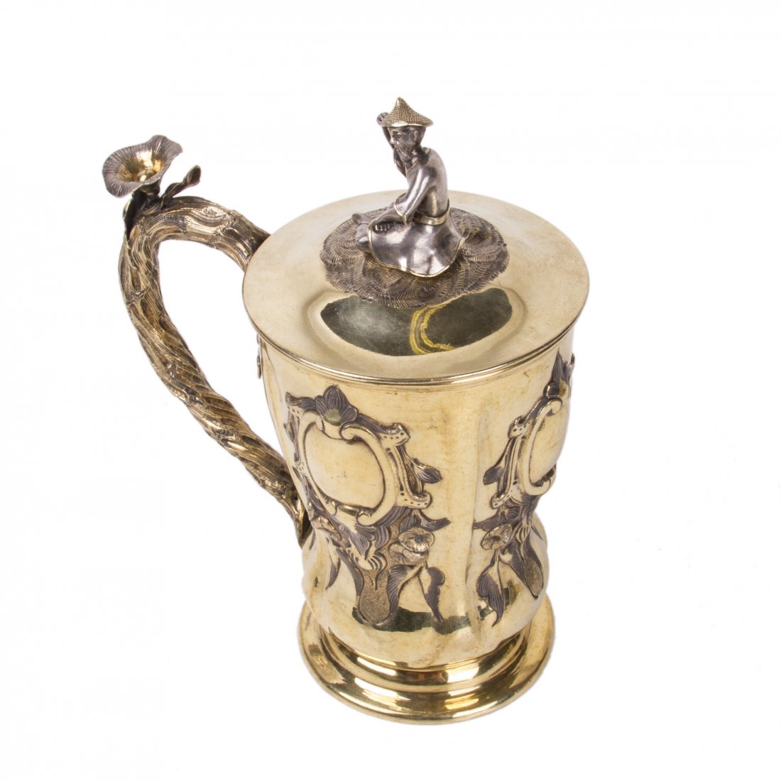 Russian silver-gilt cup with lid and casting figure — image 1