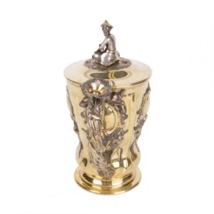 Russian silver-gilt cup with lid and casting figure — image 4