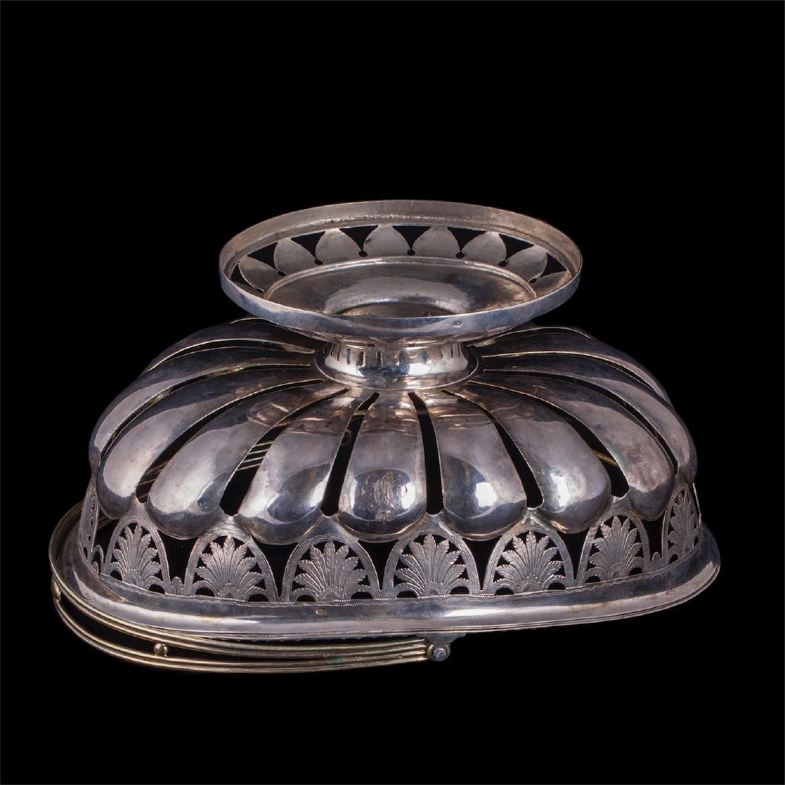 Silver bowl with Mariya Feodorovna monogram — image 3