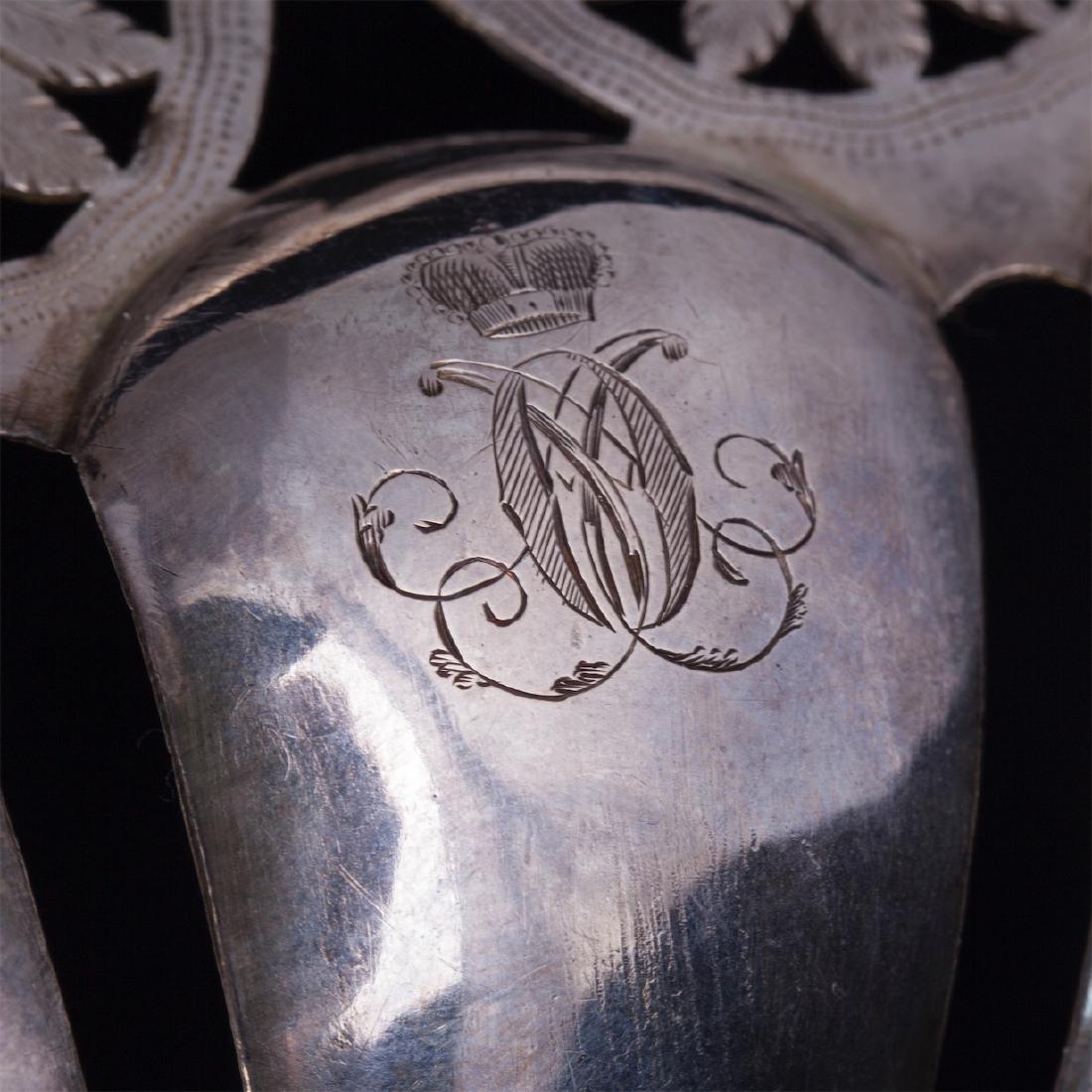 Silver bowl with Mariya Feodorovna monogram — image 4