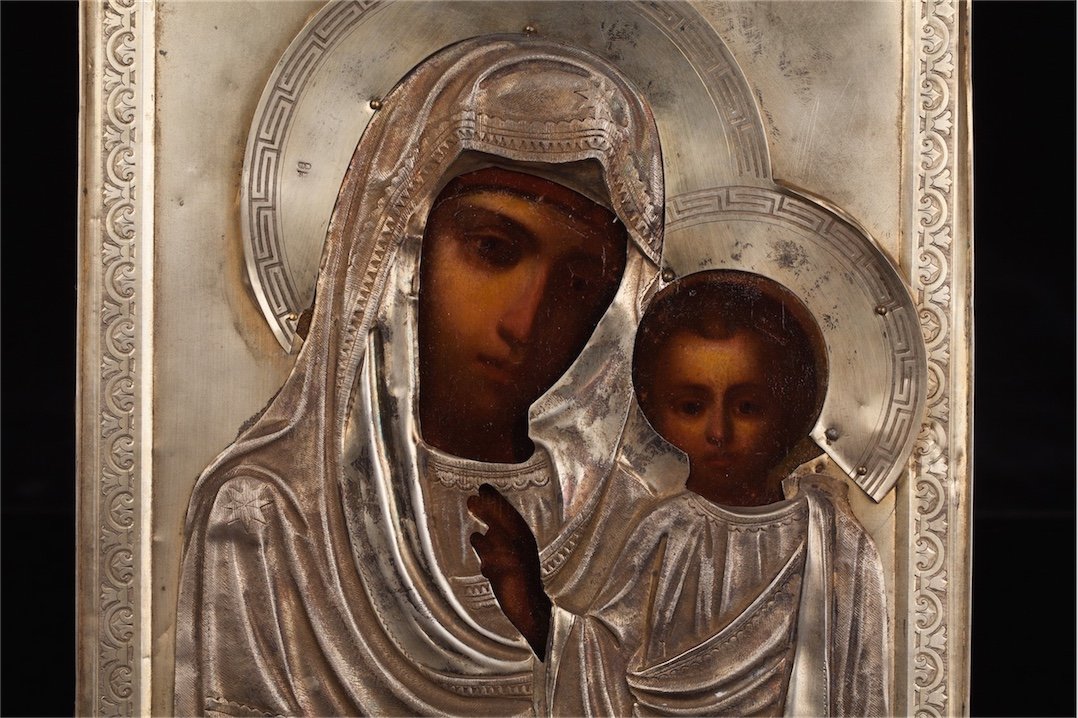 Russian icon of Mother of God of Kazan. 19th. — image 2