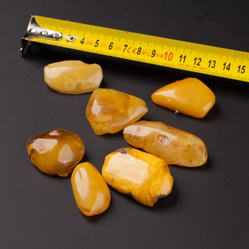 Set of antique amber brooches. — image 2